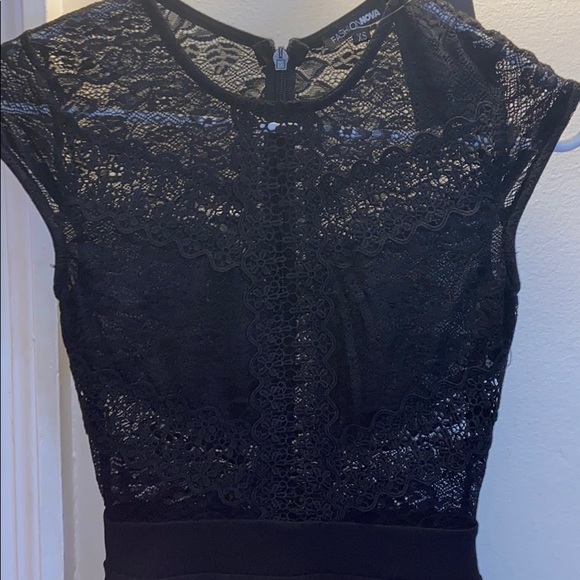 Never worn before tags still on - Picture 3 of 5